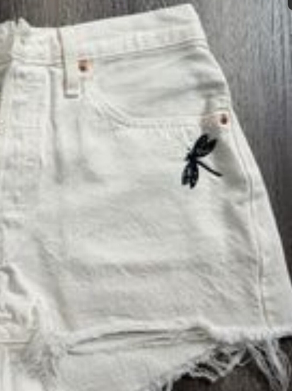 Levis 501 white embroidered jean short - Picture 7 of 7